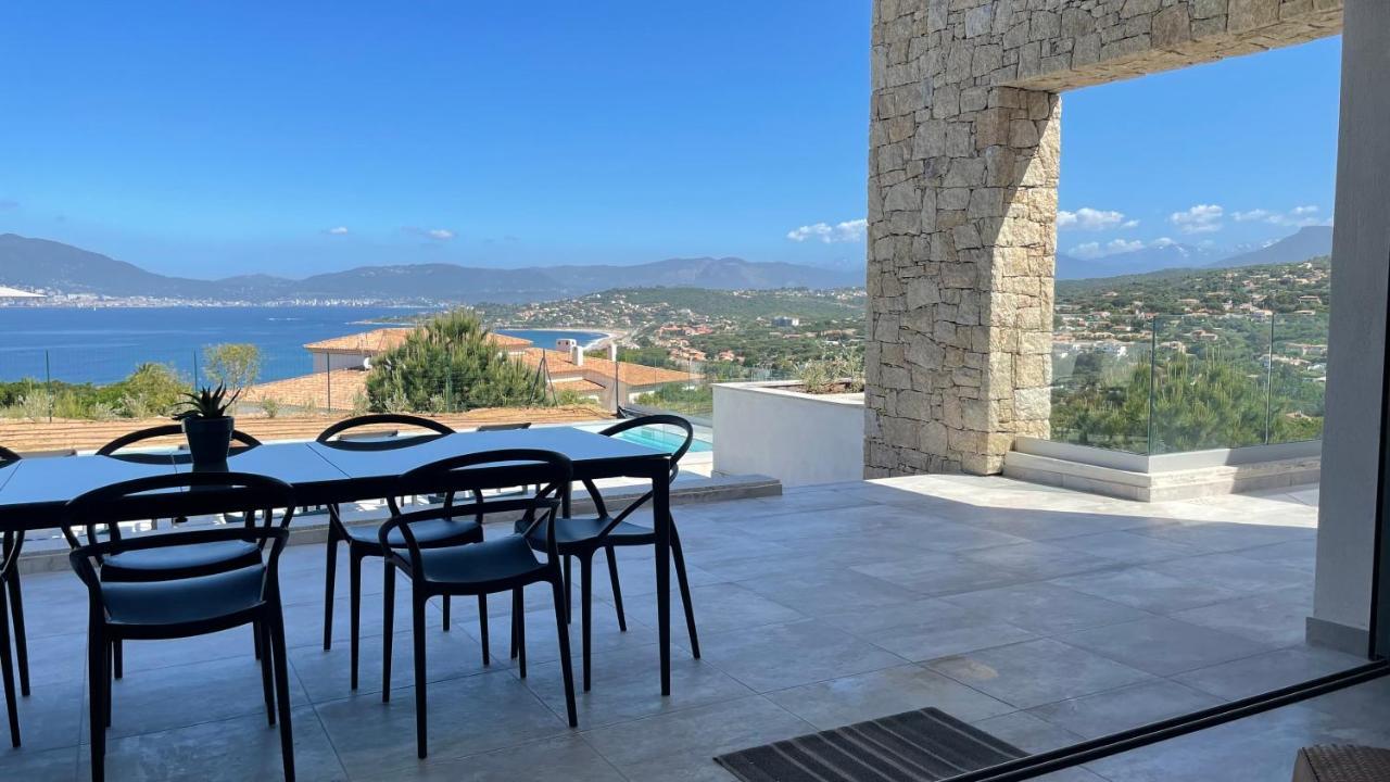Les Du Domaine Napoleon Corsica Vue Et Piscine